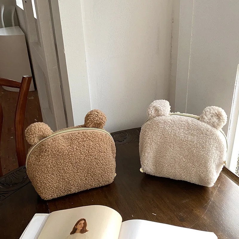 Women Vanity Bags - حقيبة مكياج كاواي بتصميم أذن دب