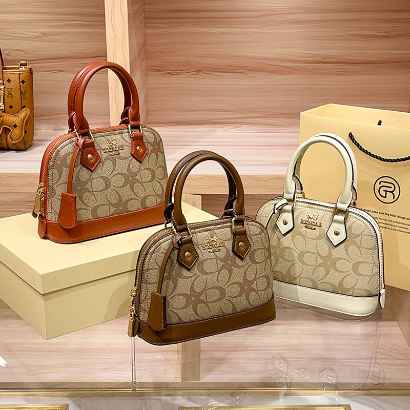 Women Bags Guess - حقيبة يد نسائية ماركة 2025 جديدة