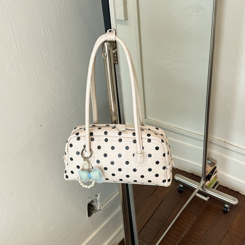 حقيبة كتف بوسطن صغيرة جديدة 20 - مراجعة Women Bags New وسعره