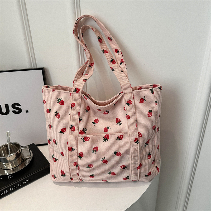 سروال قصير حقيبة يد الفراولة ح - مراجعة Women Bags Guess وسعره