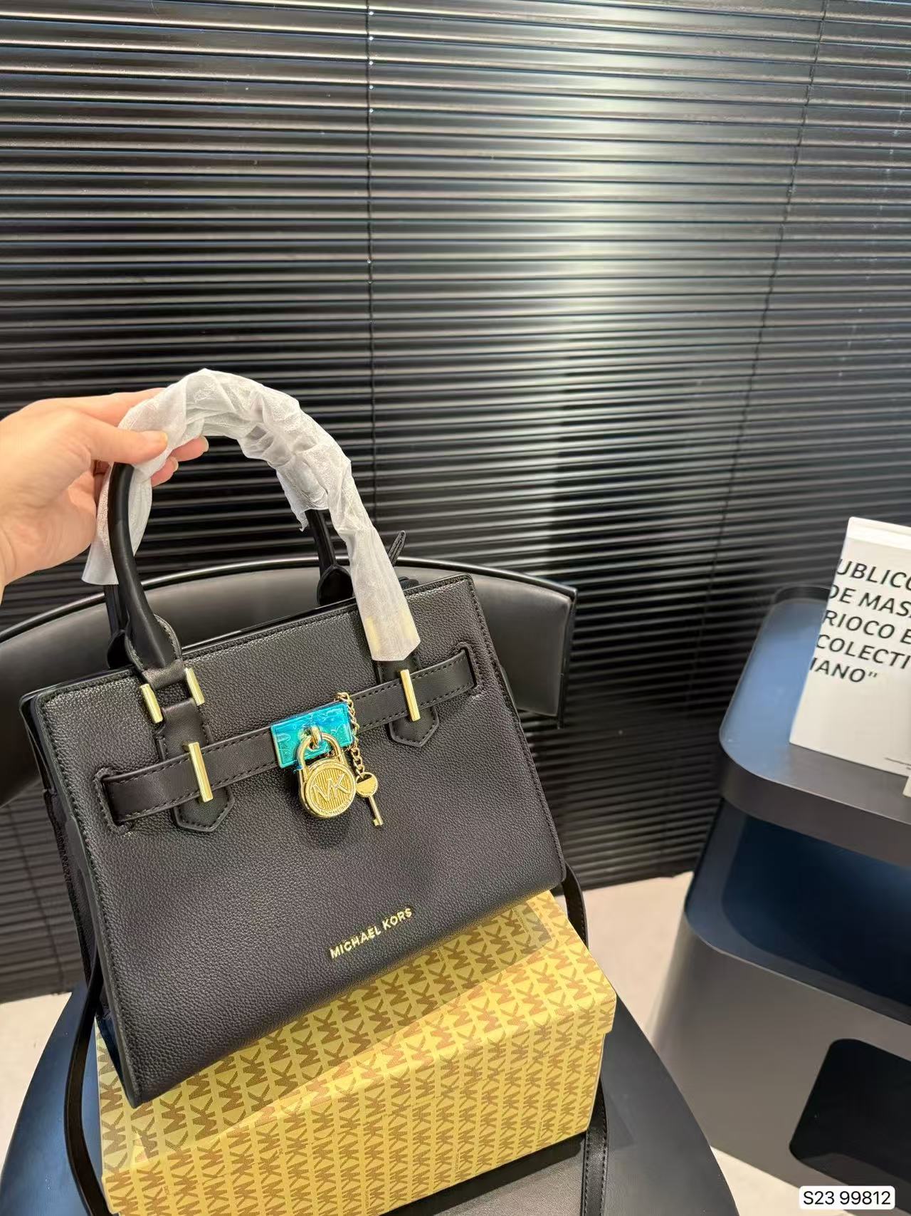 Michael Kors High-Quality 2026 - مراجعة Women'S Bags Michael Kors وسعره
