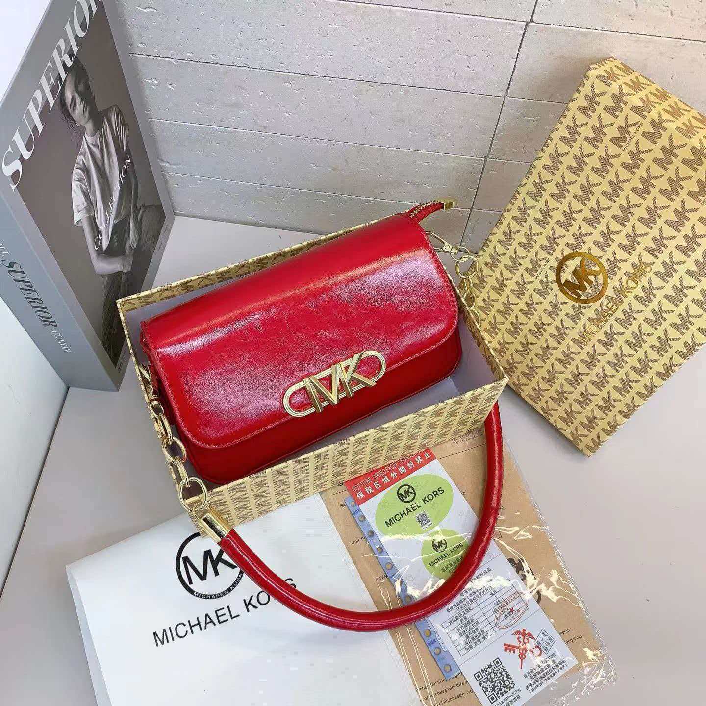 حقيبة نسائية من مايكل كورس، حق - مراجعة Women'S Bags Michael Kors وسعره