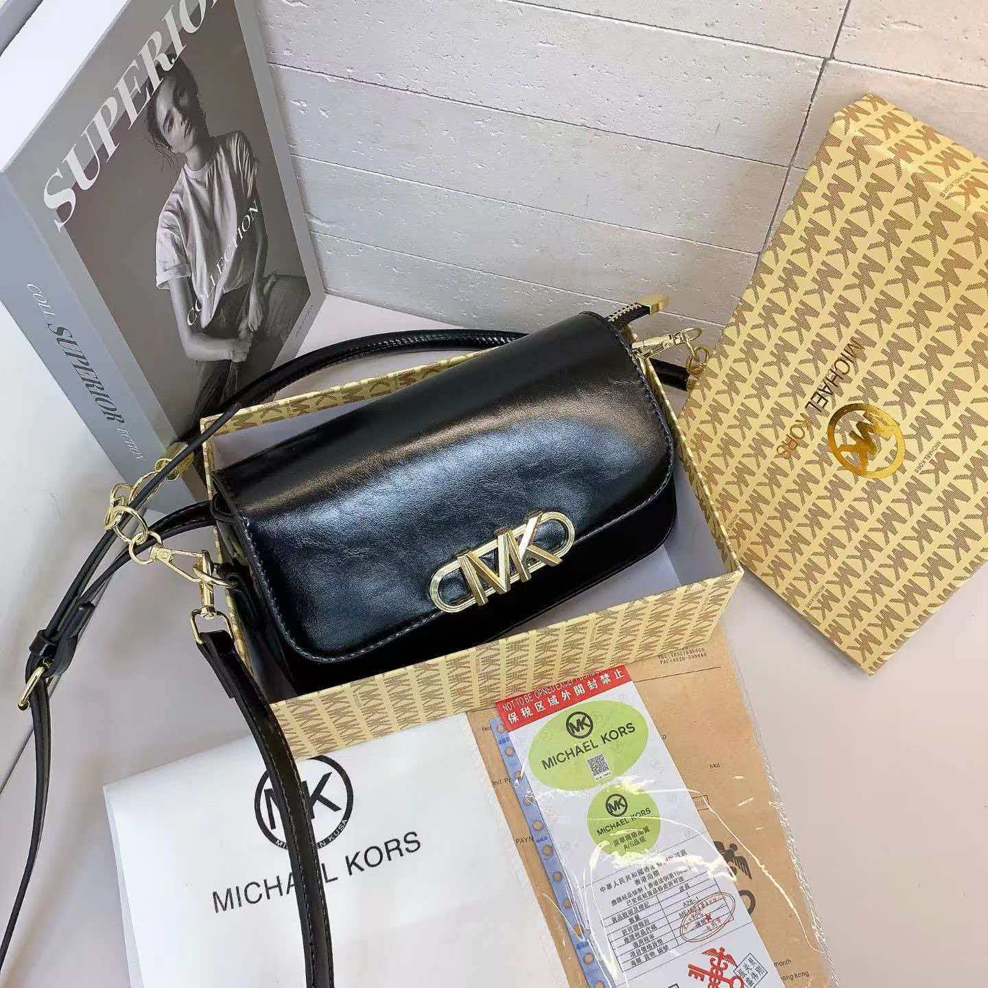 حقيبة نسائية من مايكل كورس، حق - مراجعة Women'S Bags Michael Kors وسعره