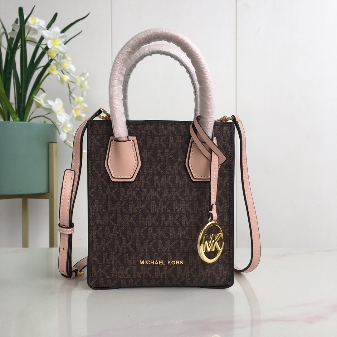 حقيبة خصر عصرية متعددة الوظائف - مراجعة Women Bags Europe وسعره