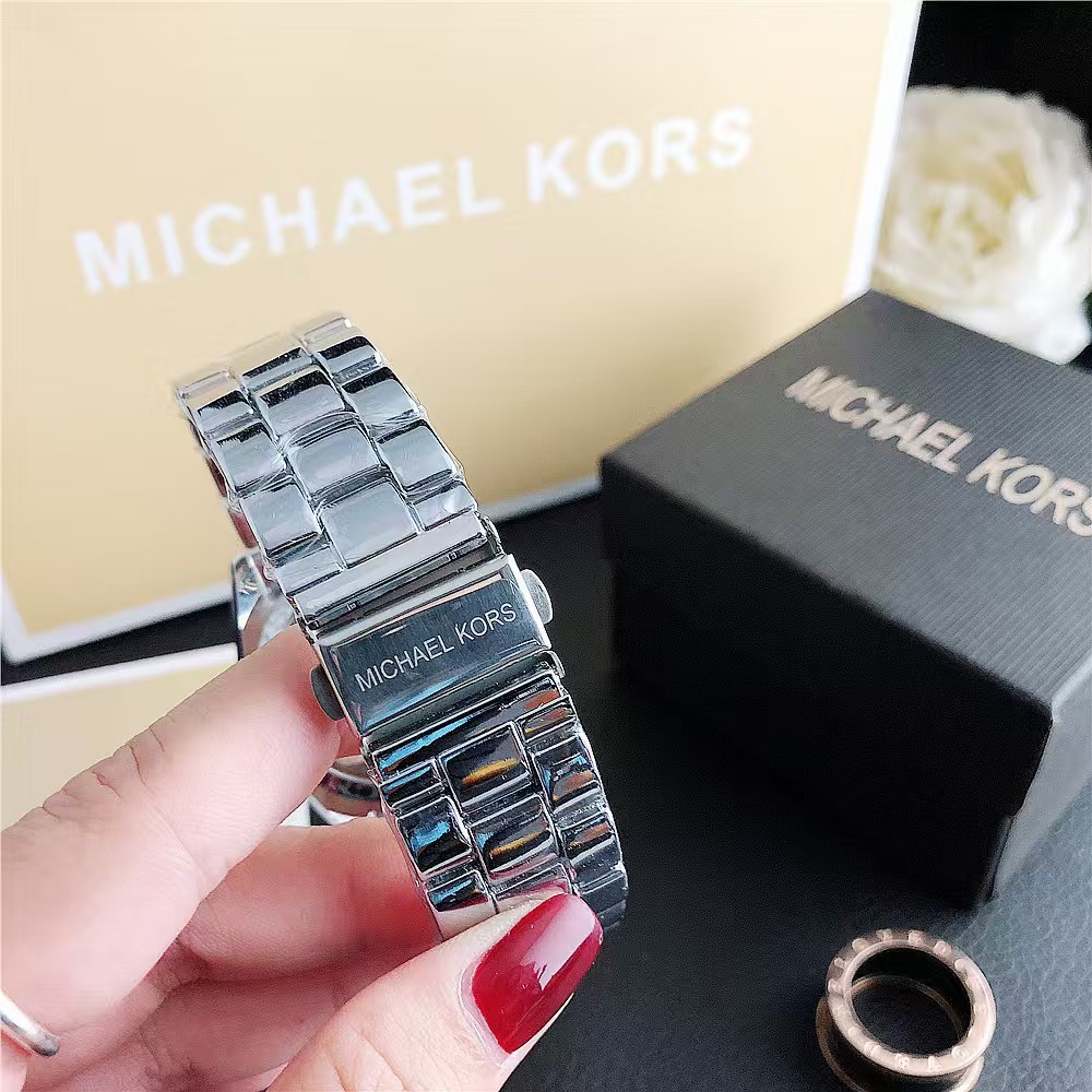 ساعة نسائية فاخرة جديدة من ماي - مراجعة Women'S Bags Michael Kors وسعره