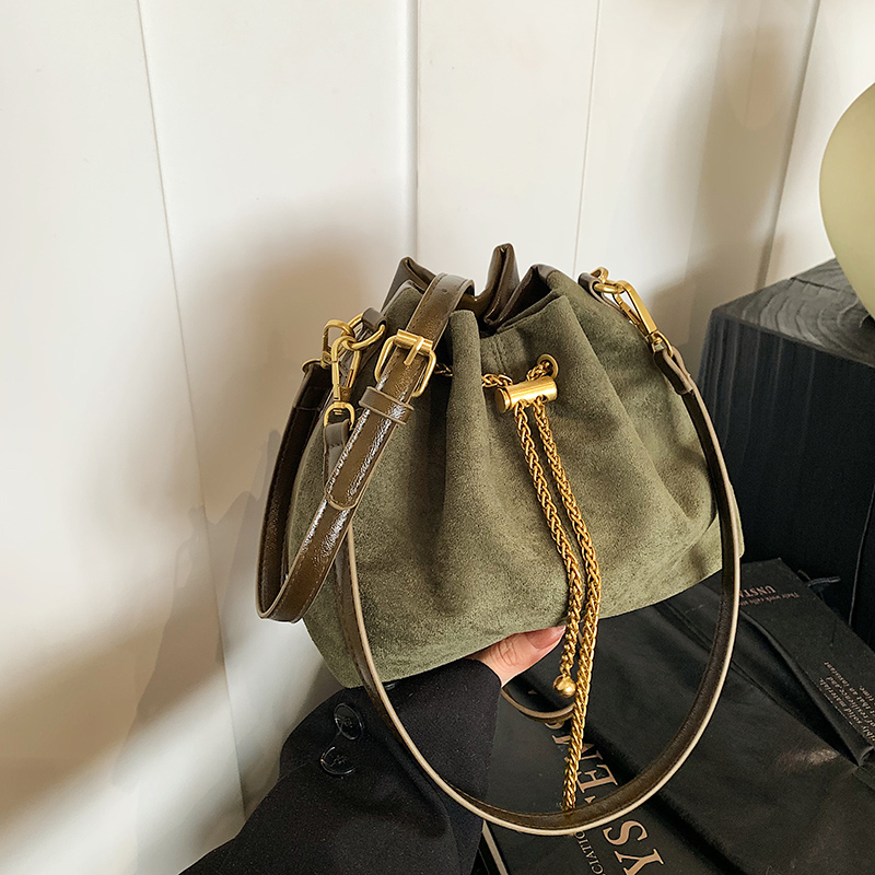 حقائب كروس نسائية ناعمة للتنقل - مراجعة Women Bags Sale وسعره