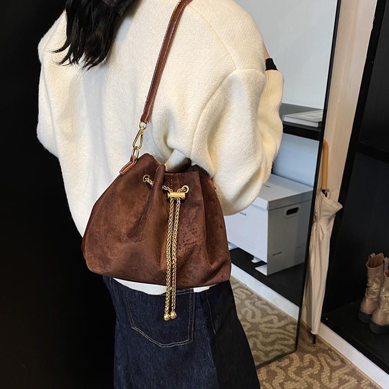 حقائب كروس نسائية ناعمة للتنقل - مراجعة Women Bags Sale وسعره