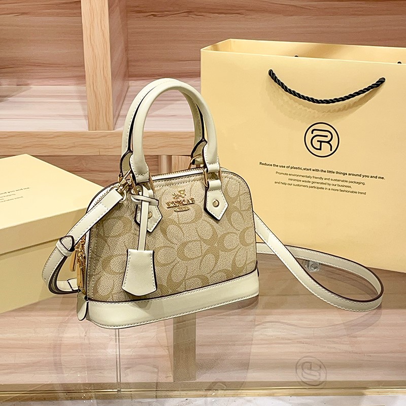 حقيبة يد نسائية ماركة 2025 جدي - مراجعة Women Bags Guess وسعره