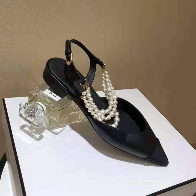 صنادل نسائية صيفية جديدة مدببة - مراجعة Women Bags New وسعره